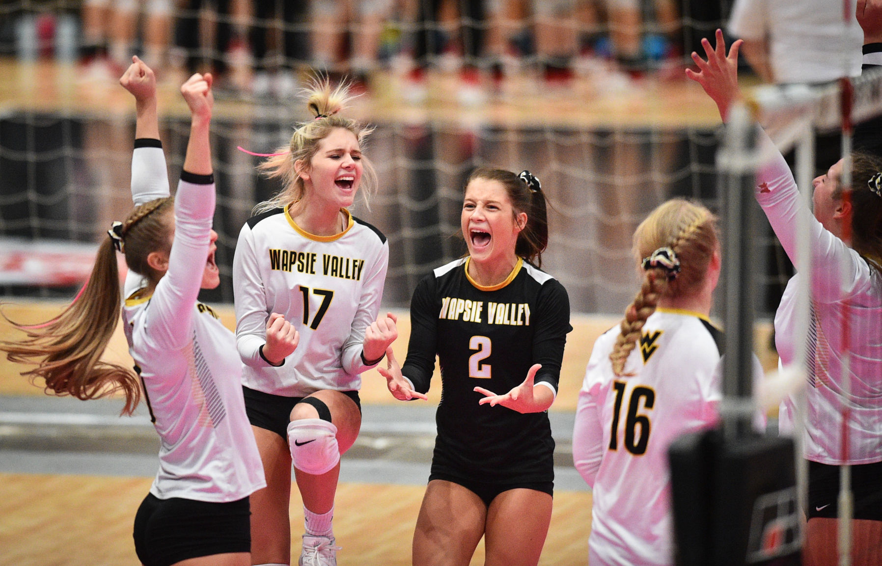 111419ho-Wapsie-Holy-Trinity-3